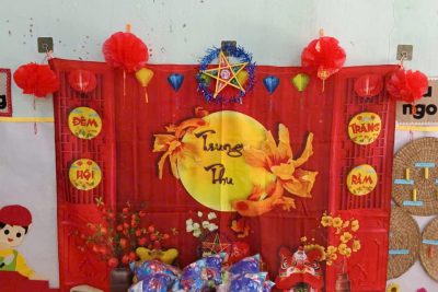 Tết Trung thu đến với các bé tại các điểm trường lẻ